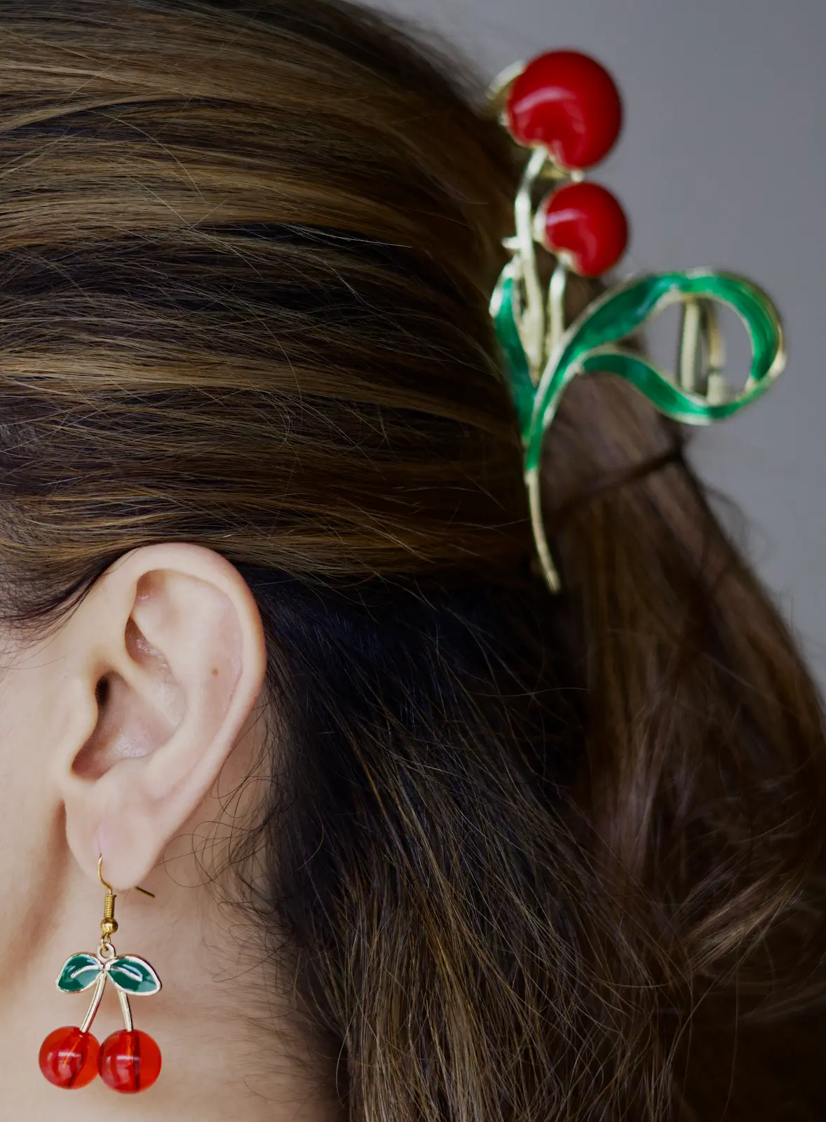 Cherry Drop Jaw clip